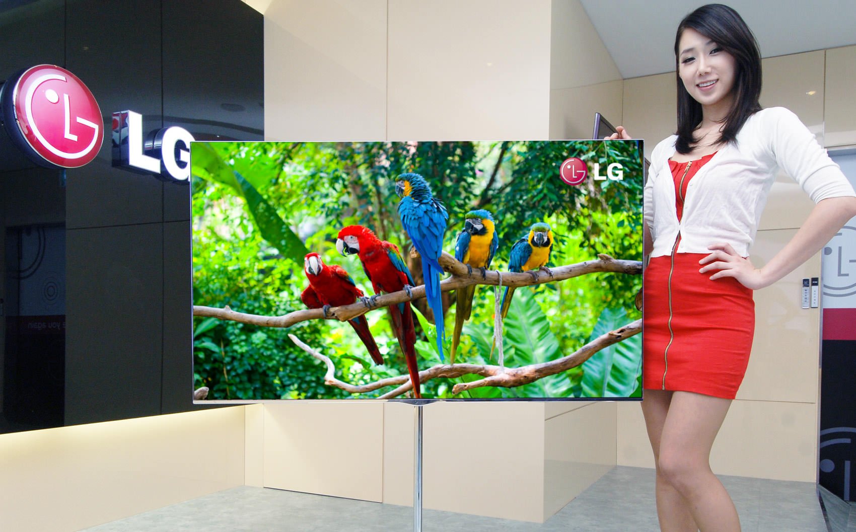 4K OLED телевизоры LG опередили конкурентов на 10 лет