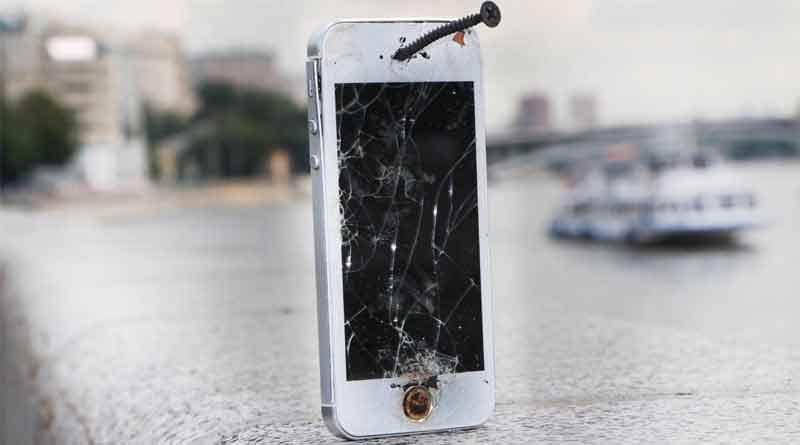 На что чаще всего жалуются владельцы iPhone, частые поломки