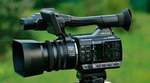 Профессиональная видеокамера Panasonic AG-AC30: преимущества