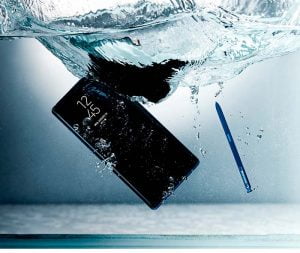 Samsung Galaxy Note8: защита от пыли и влаги по IP68