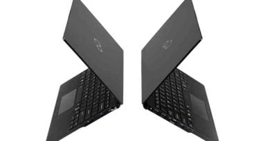 Fujitsu выпустила сверхлёгкий ноутбук UH-X/H1. Он весит всего 689 граммов
