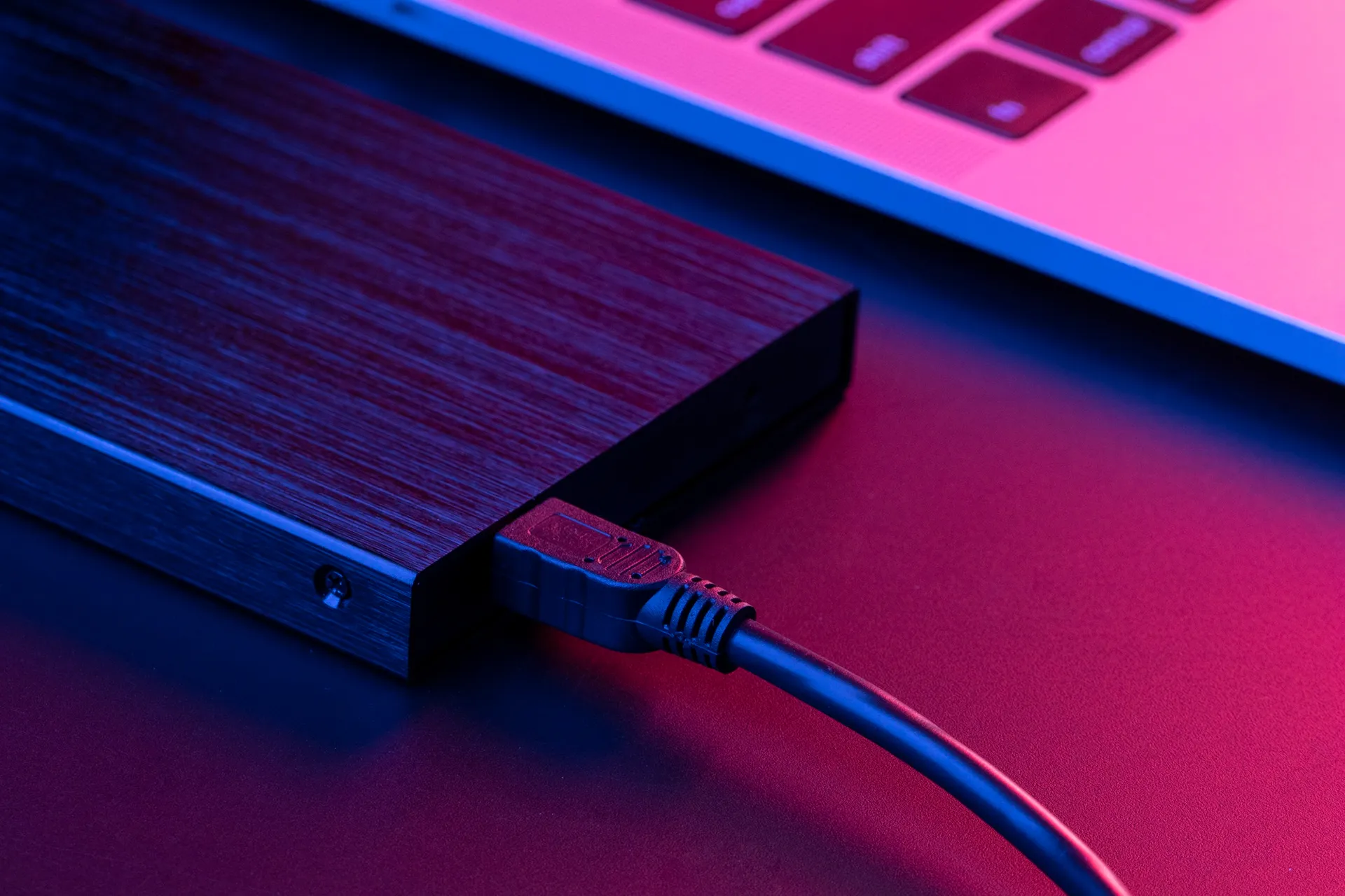 Навіщо потрібен резервний блок живлення для мережевого обладнання