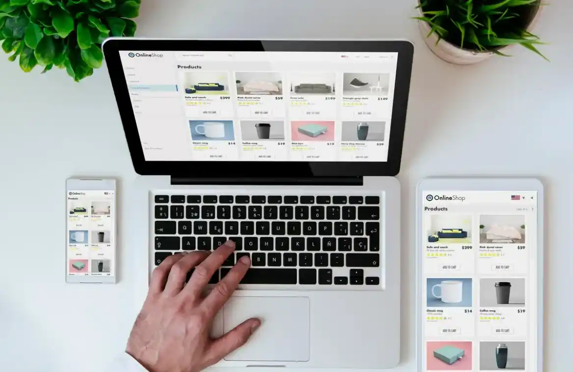 Кастомна розробка чи конструктор сайтів: на чому зробити сайт